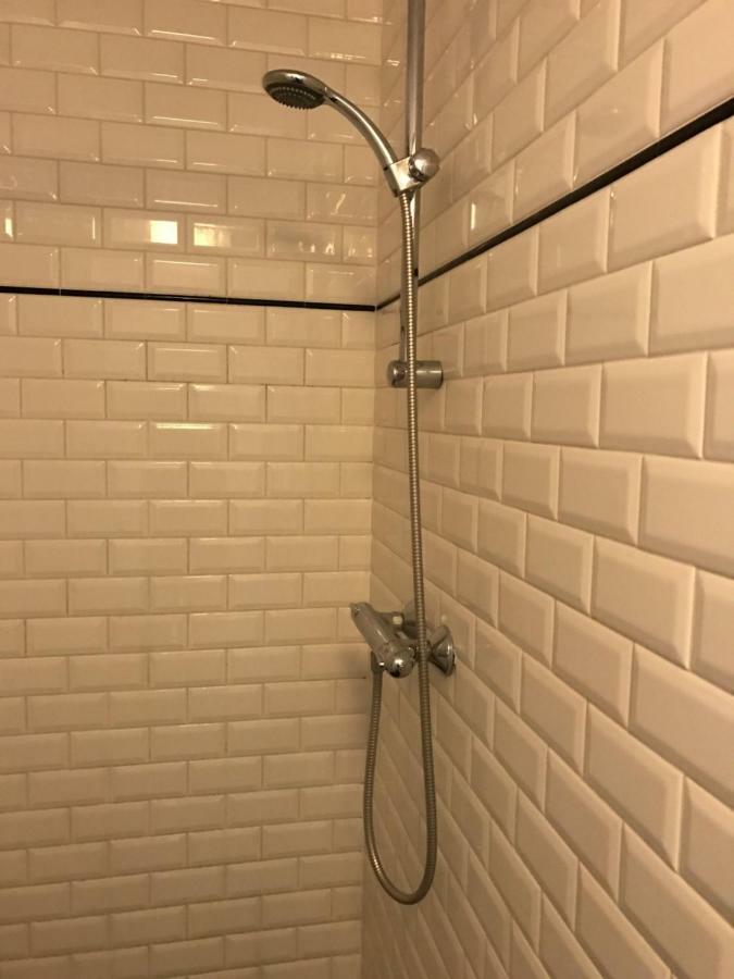 Aan De Dwarsweg Hotel Uffelte Bagian luar foto
