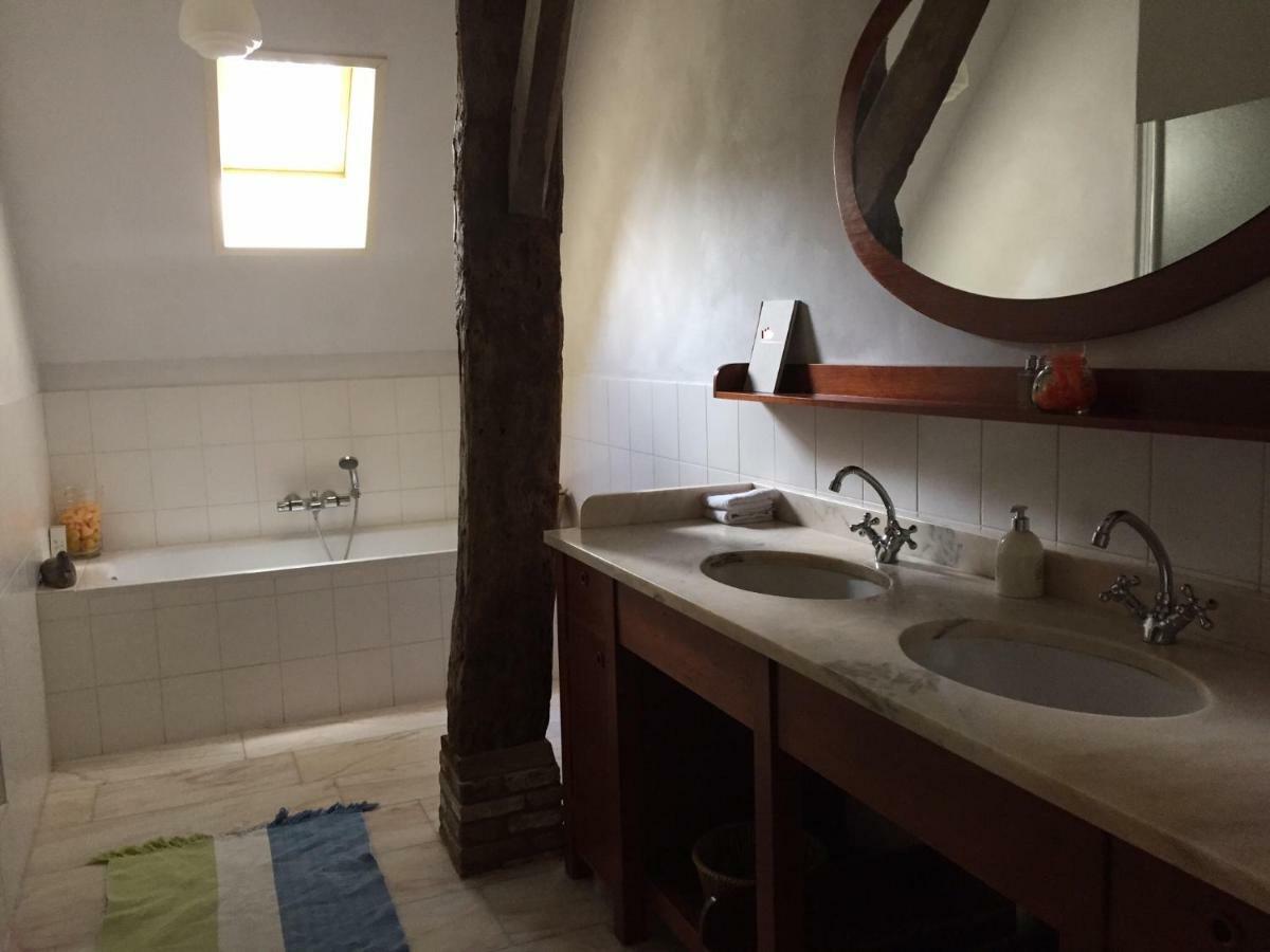 Aan De Dwarsweg Hotel Uffelte Bagian luar foto